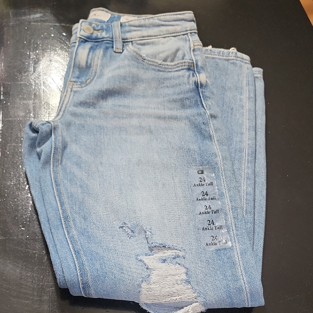 Kancan Light Wash Distressed Denim Jeans Mid -Rise